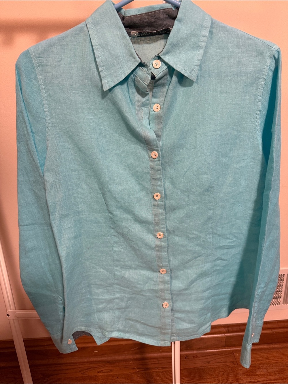 Maria Cotton 100% LINEN button front shirt in aqua blue - size small